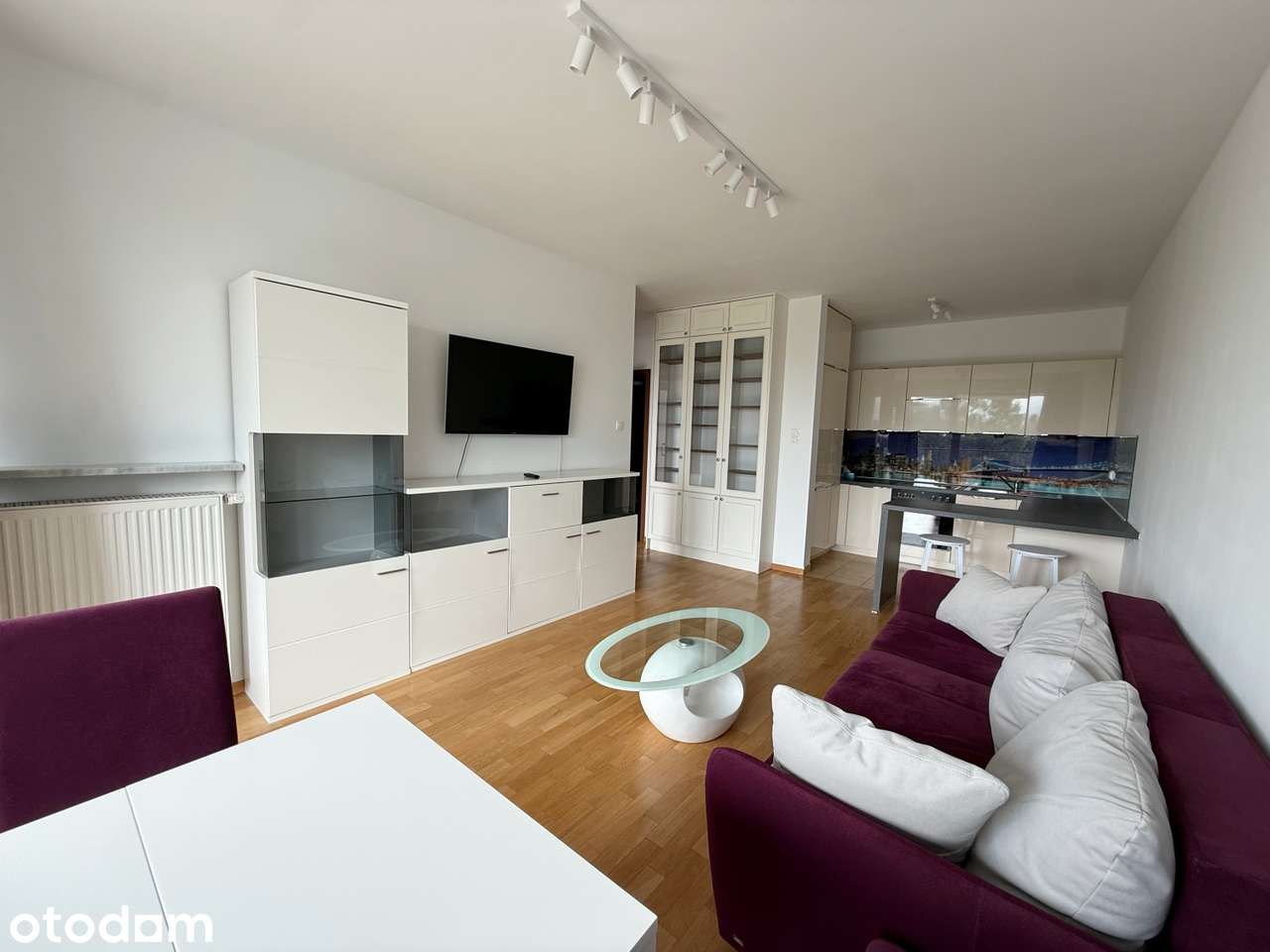 Gocław - 45 m2 - 2 pokoje - Duży balkon - Wolne