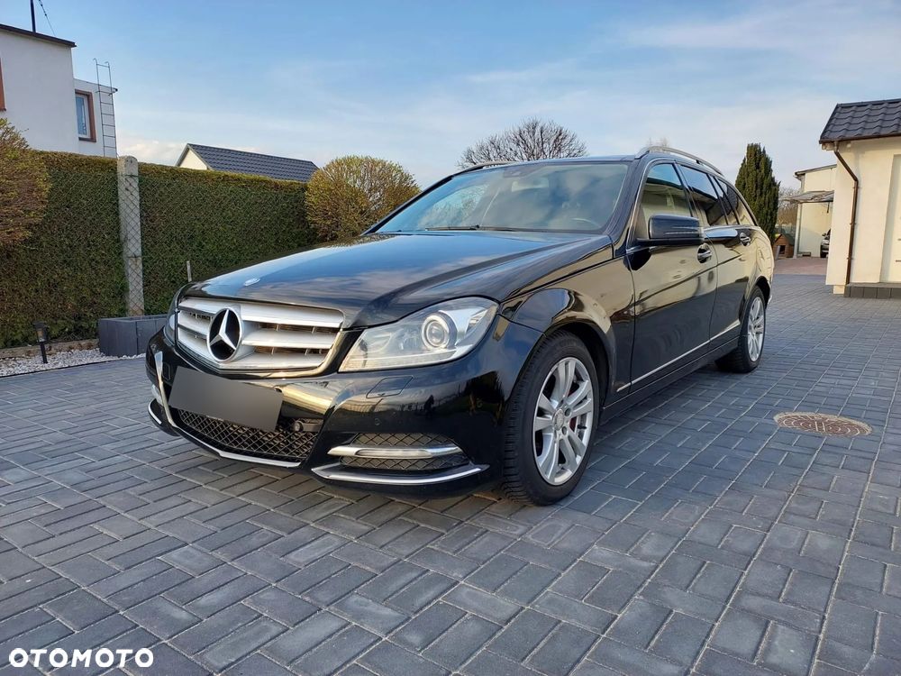 Mercedes-Benz Klasa C 200 CGI Automatik BlueEFFICIENCY Avantgarde - 1
