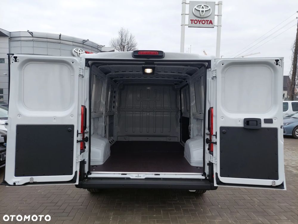 Toyota Proace MAX - 9