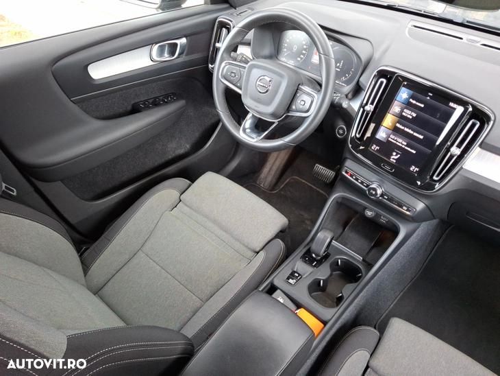 Volvo XC 40 T4 Recharge DKG Plus Dark - 19