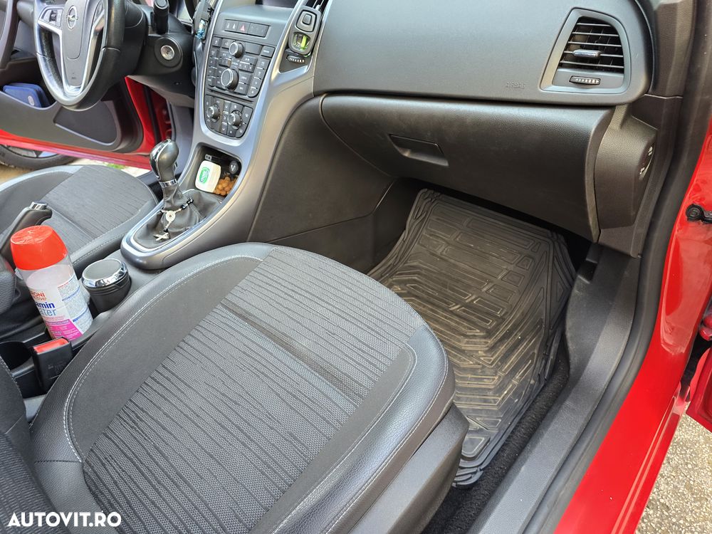 Opel Astra 1.4 Turbo ECOTEC Selection - 7