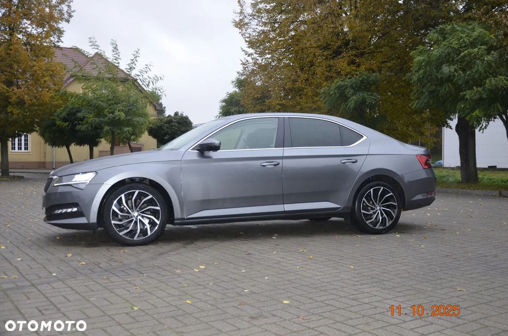 Skoda Superb 2.0 TDI SCR Ambition DSG - 3