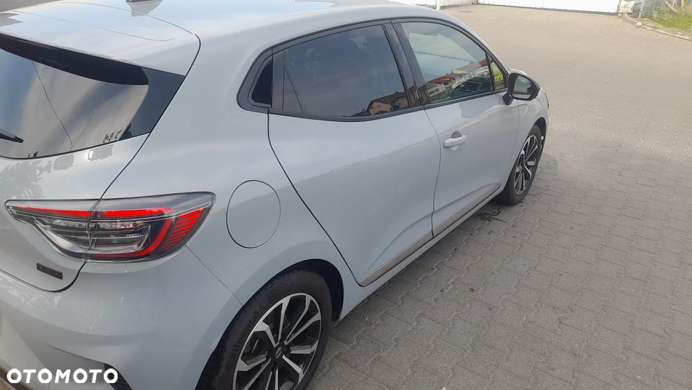 Renault Clio E-TECH 140 INTENS - 10