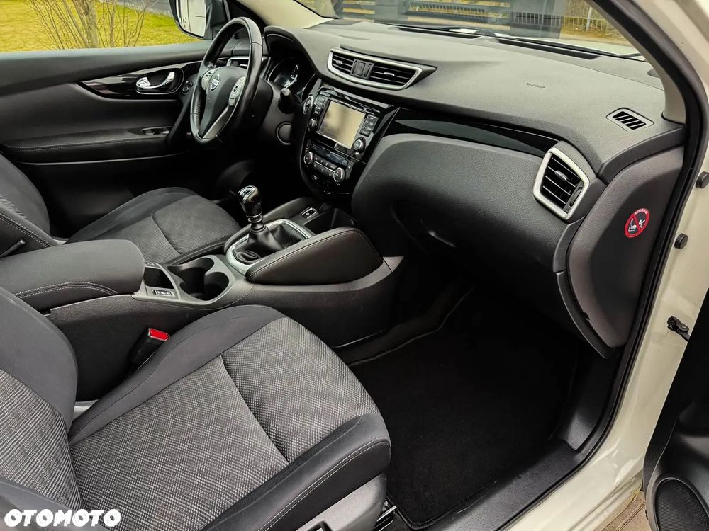 Nissan Qashqai - 27