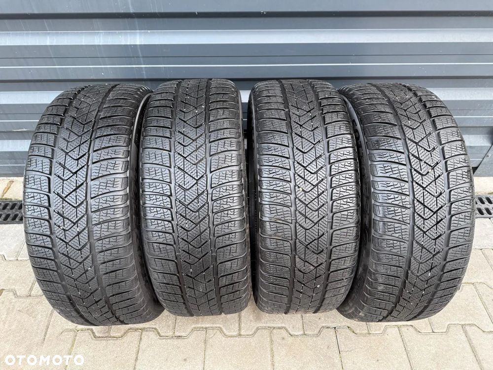 OPONY ZIMOWE PIRELLI Sottozero 3 Winter 225/50/17 98H XL 2024 KOMPLET - 1