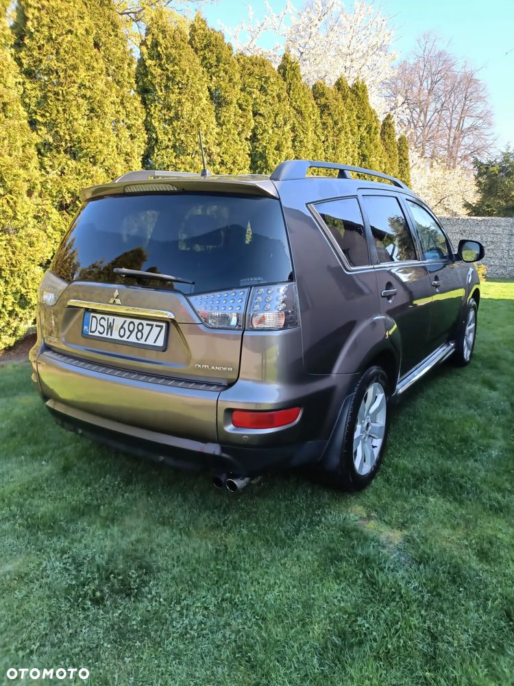 Mitsubishi Outlander 2.2 DID Instyle EU5 - 4