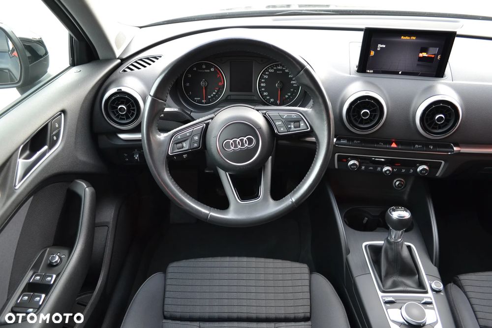 Audi A3 Sportback 1.4 TFSI CoD Sport - 14