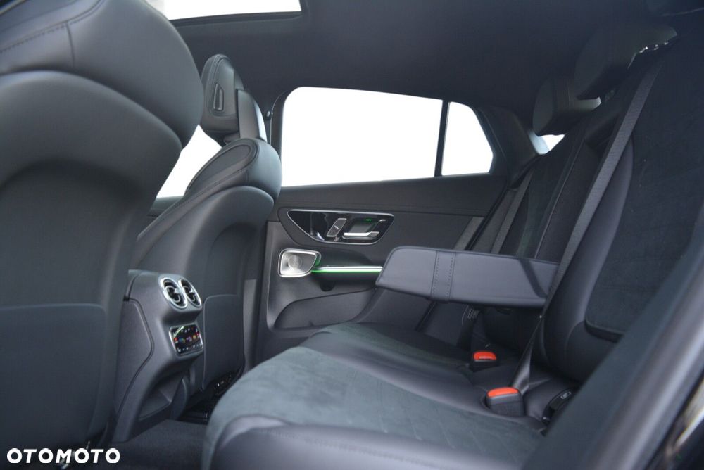 Mercedes-Benz GLC 200 mHEV 4-Matic AMG Line - 10