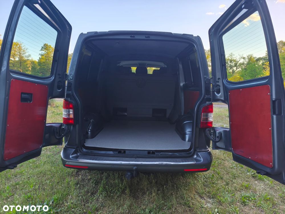 Volkswagen Transporter - 24