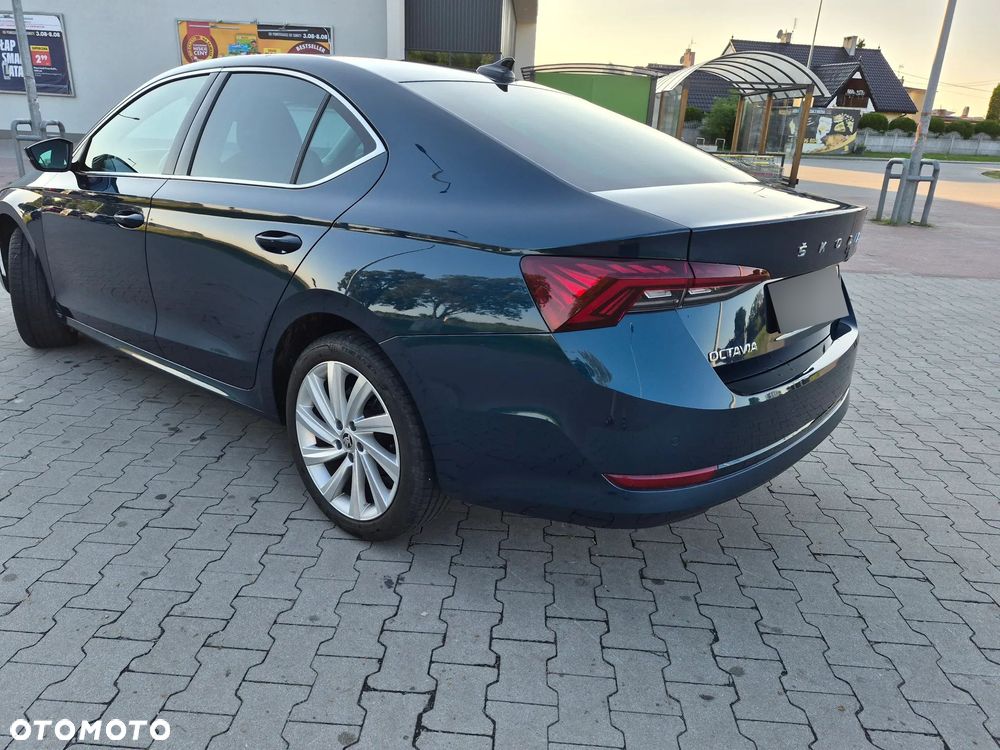 Skoda Octavia 2.0 TDI Style DSG - 10