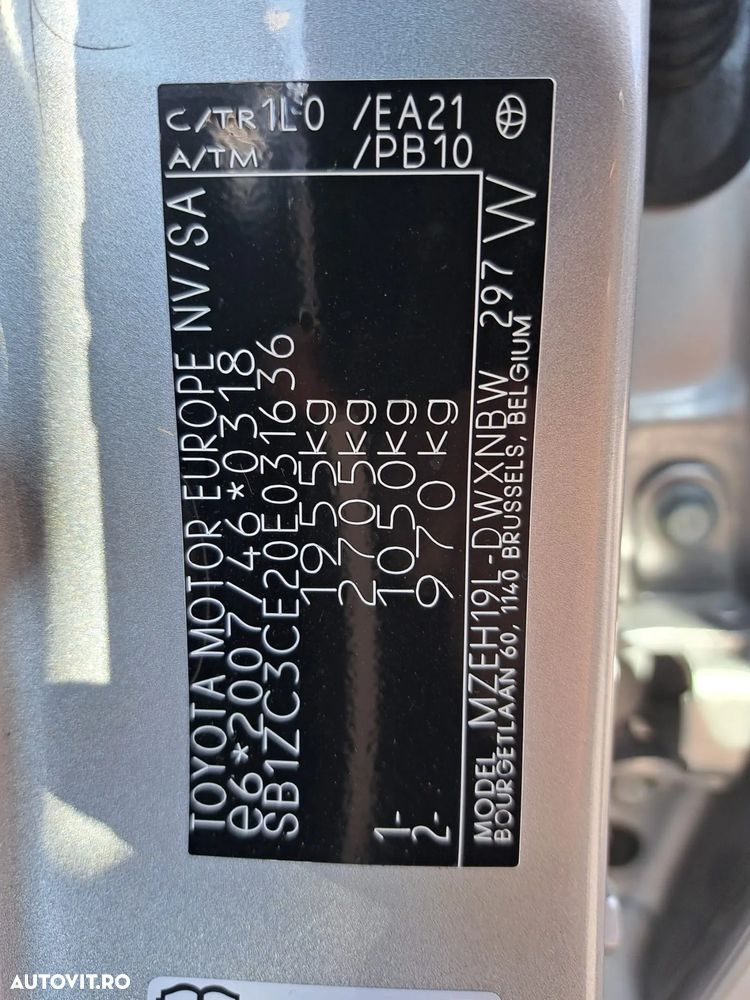 Toyota Corolla 2.0 HSD Exclusive - 24