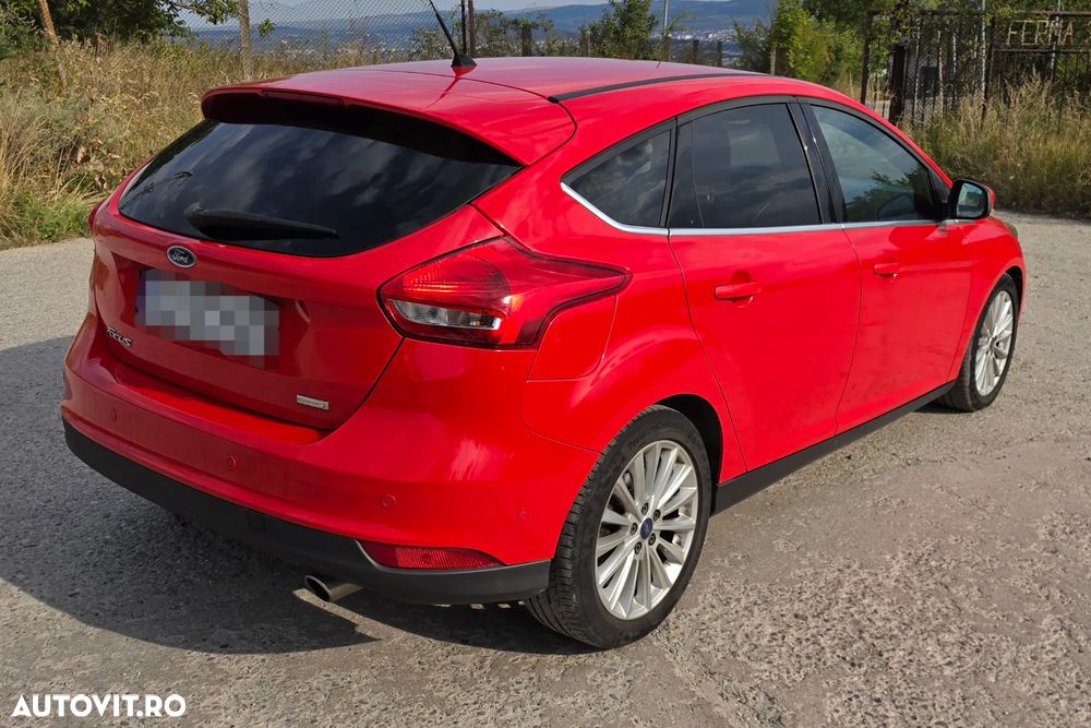 Ford Focus 1.5 EcoBoost Titanium - 8
