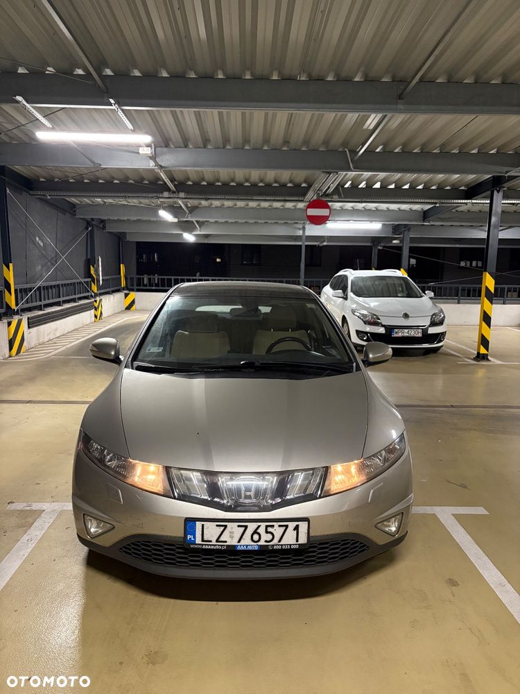 Honda Civic 1.8 Executive - 1