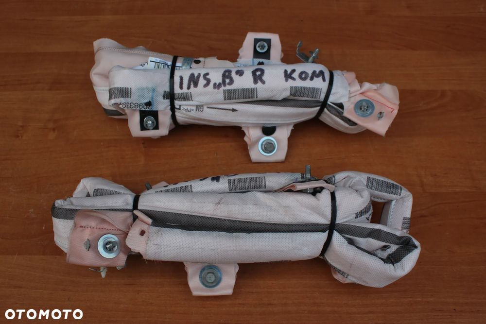 KURTYNA POWIETRZNA LEWA AIRBAG OPEL INSIGNIA B KOMBI 84282463 13393369 331834242
