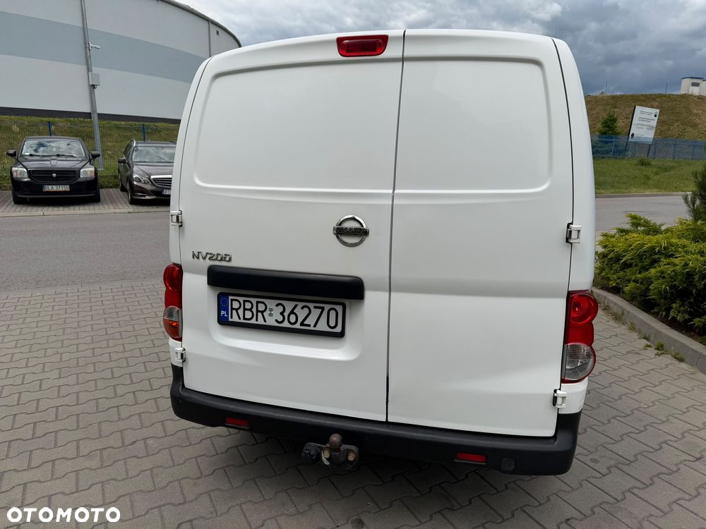 Nissan NV 200 - 30