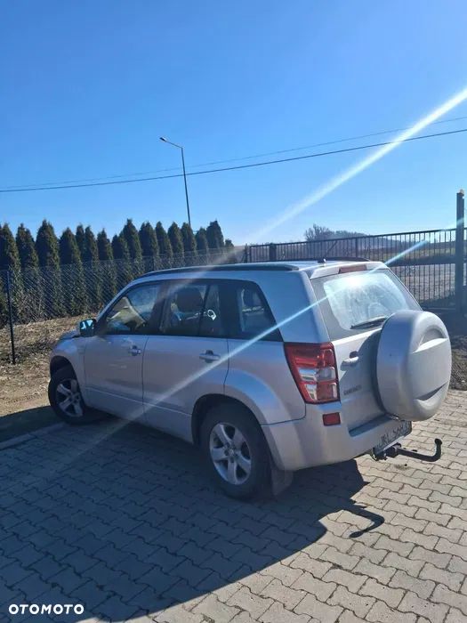 Suzuki Grand Vitara 1.9 DDiS - 3