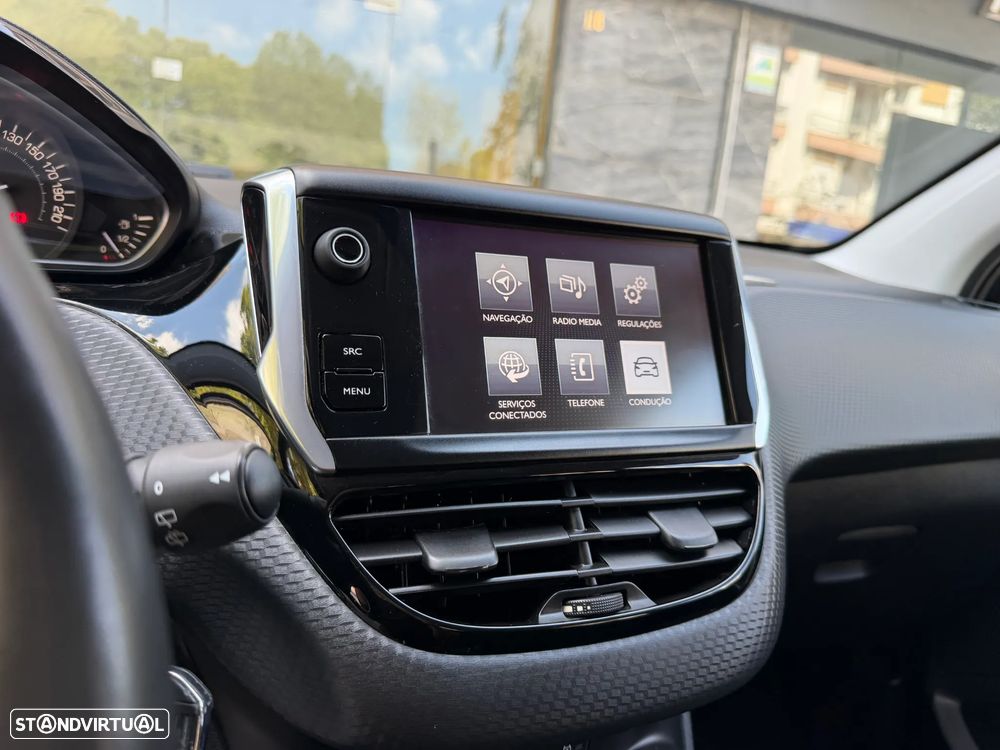 Peugeot 2008 1.6 BlueHDi Style - 17