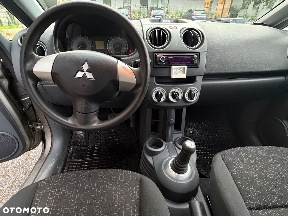 Mitsubishi Colt 1.3 Automatik Invite - 4