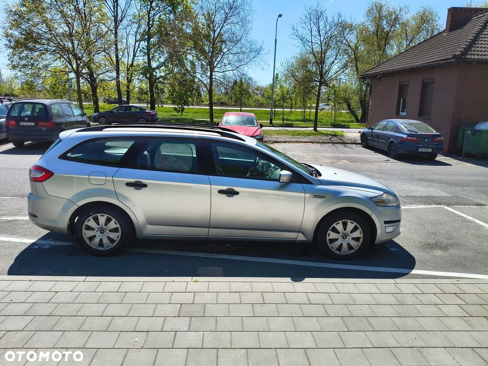Ford Mondeo 2.0 TDCi Ambiente - 6