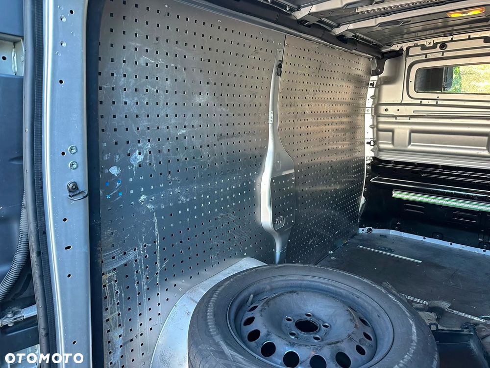 Renault Trafic - 8