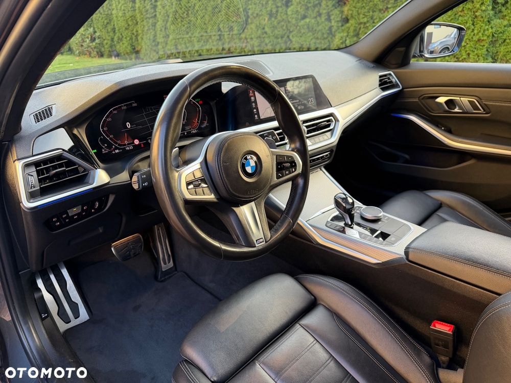 BMW Seria 3 - 21