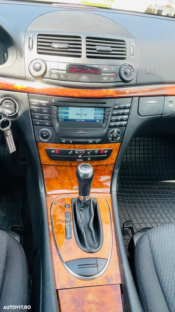 Mercedes-Benz E 220 CDI Automatik Elegance - 16