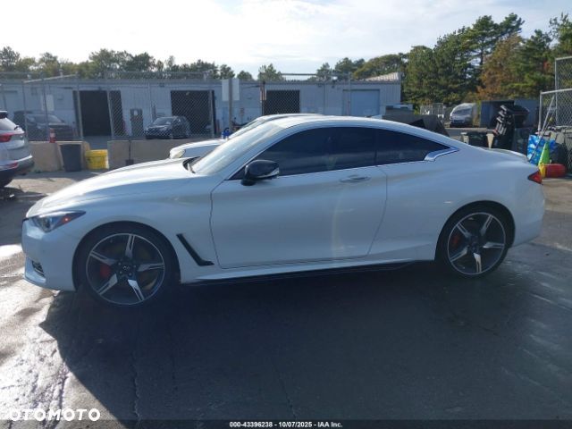 Infiniti Q60 Q60S 3.0t AWD Sport Tech - 9