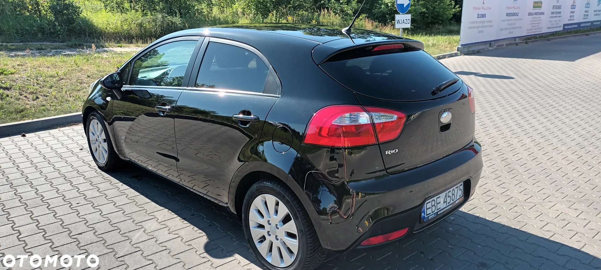 Kia Rio - 4