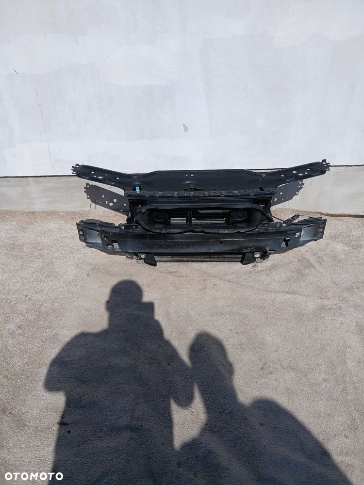 PAS PRZEDNI CZOŁÓWKA KOMPLETNA VOLVO S60 I ROK 98/04  2,4 D