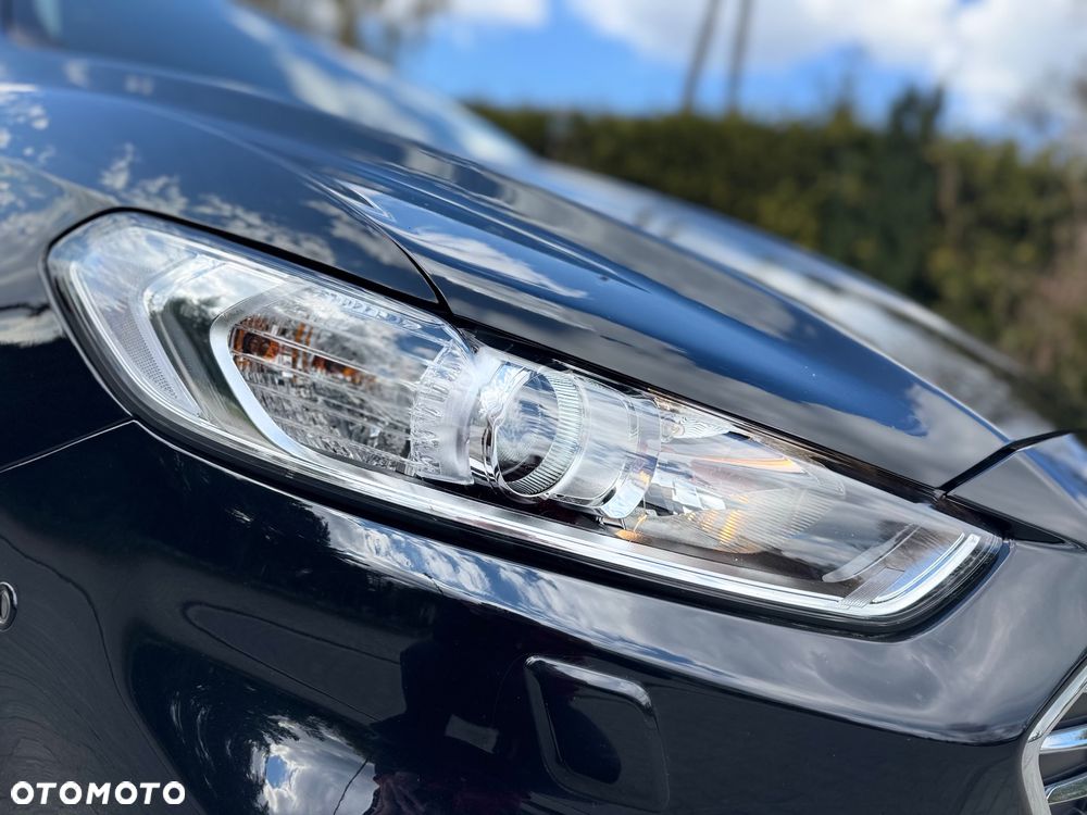 Ford Mondeo 2.0 EcoBlue Titanium - 26