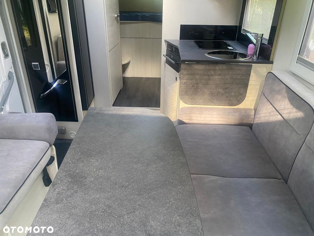 Ford CHAUSSON 720 - 19