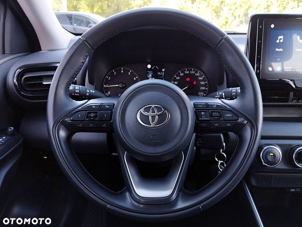 Toyota Yaris 1.5 Comfort - 12