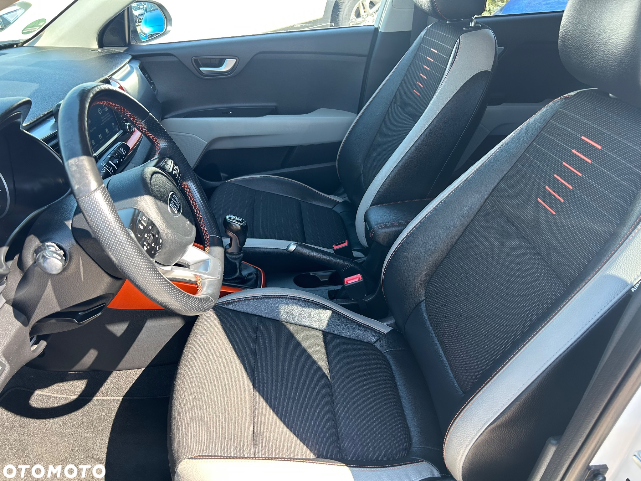Kia Stonic 1.0 T-GDI 120 Edition 7 - 12
