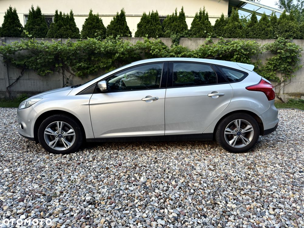 Ford Focus 1.0 EcoBoost Trend - 8