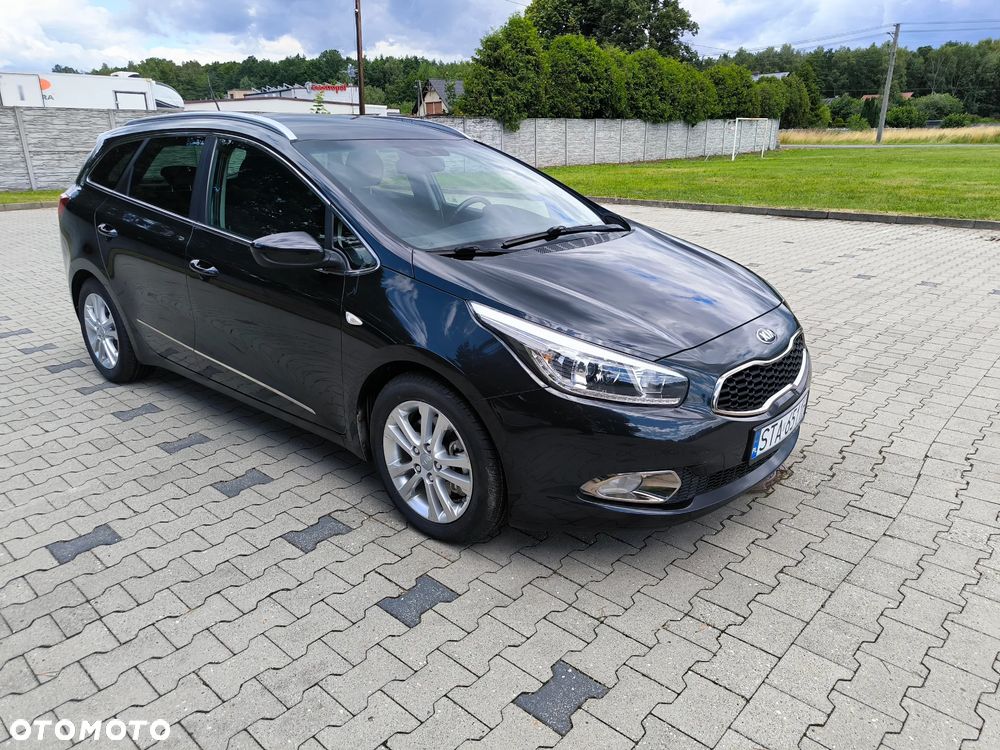 Kia Ceed 1.6 CRDi 128 Platinum Edition - 3