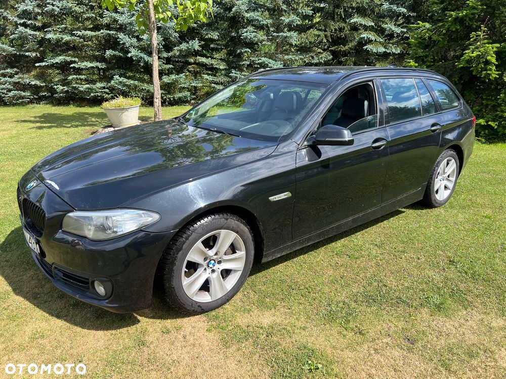 BMW Seria 5 525d Luxury Line - 1