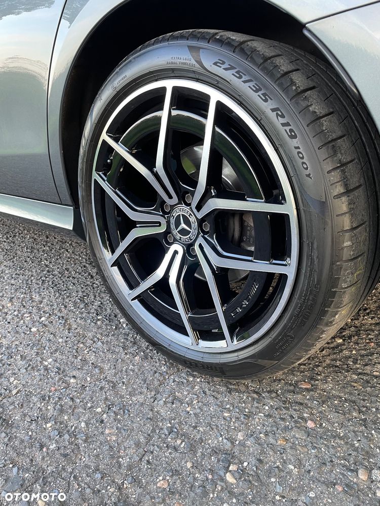 Mercedes-Benz Klasa E 220 d 4-Matic AMG - 19