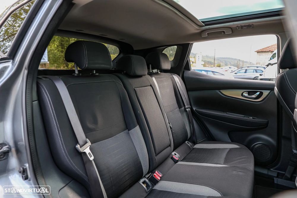 Nissan Qashqai 1.2 DIG-T N-Connecta - 22