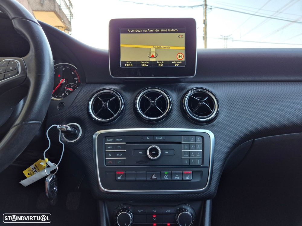 Mercedes-Benz A 160 d Urban - 18