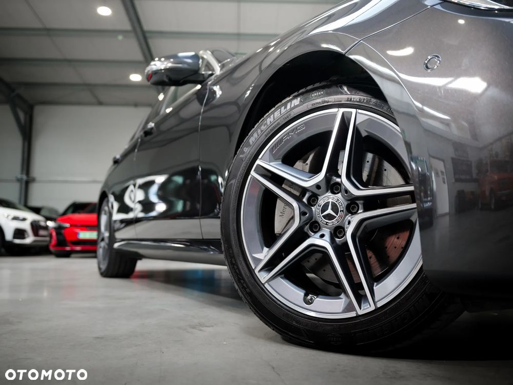 Mercedes-Benz Klasa E 220 d 4-Matic AMG - 12