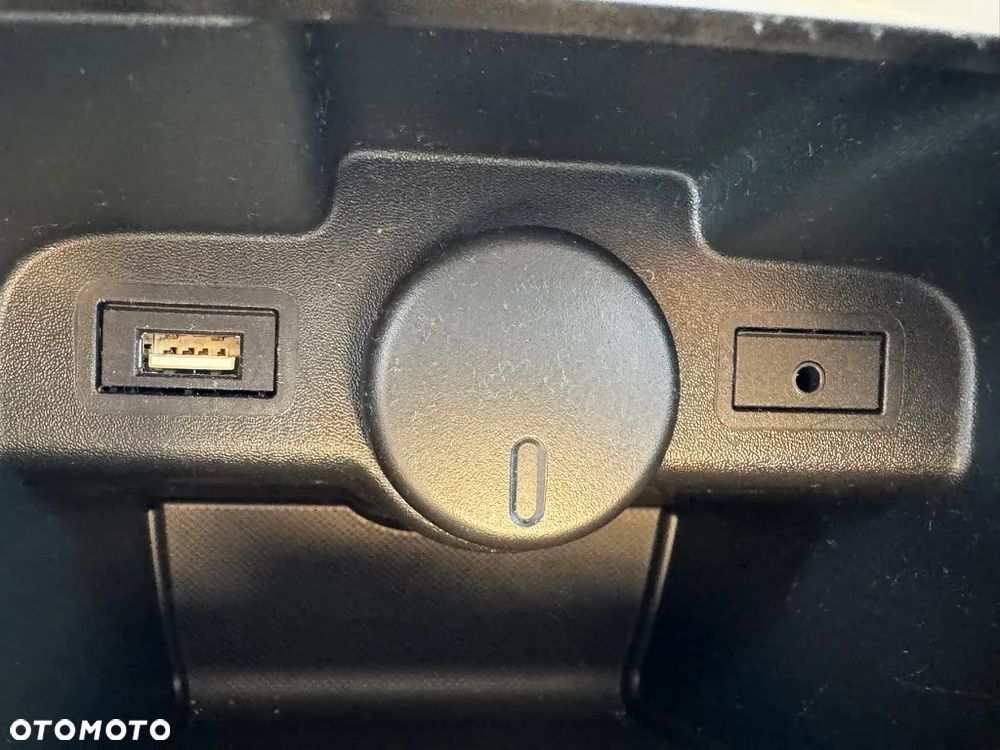 Opel Astra 1.4 Turbo Edition - 24