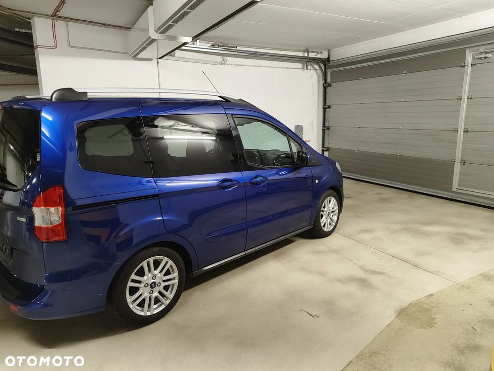 Ford Tourneo Courier 1.0 EcoBoost Titanium - 15