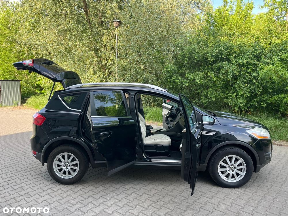 Ford Kuga 2.0 TDCi 2x4 Champions Edition - 21