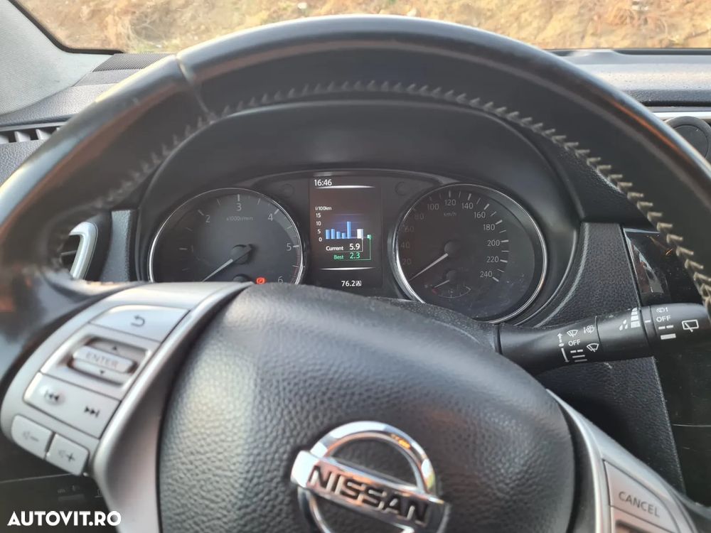 Nissan Qashqai 1.6 DCI 4 x 4 DPF Start/Stop tekna - 2