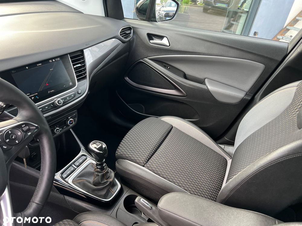 Opel Crossland X 1.2 T 120 Lat S&S - 10