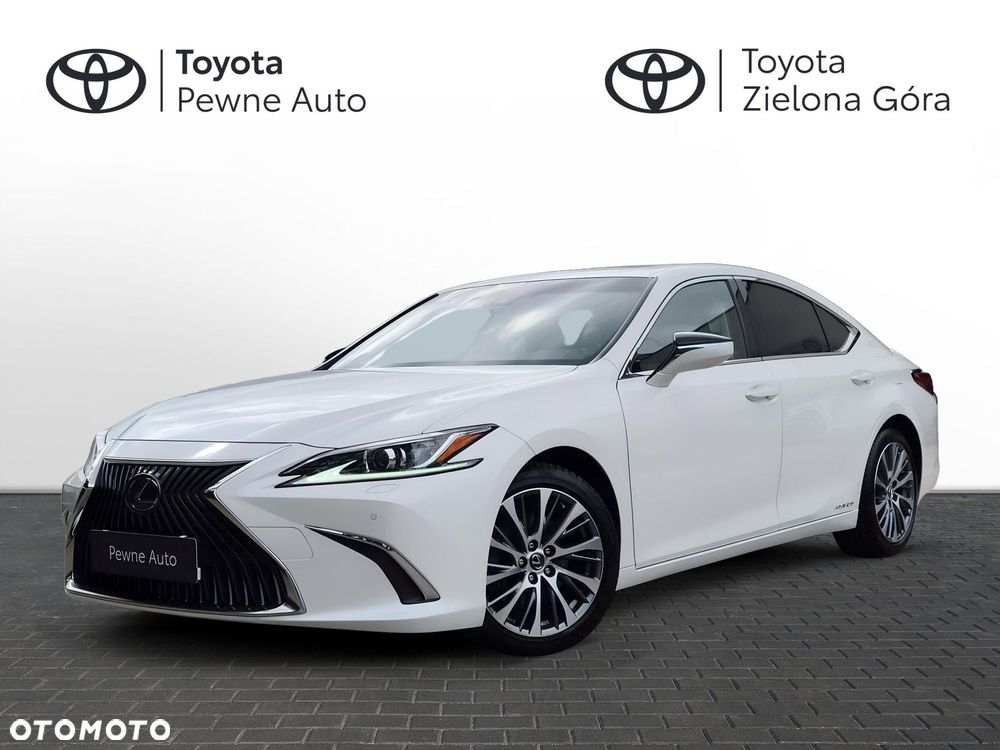 Lexus ES - 1