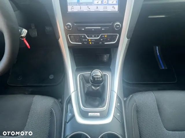 Ford Mondeo 1.5 TDCi ECOnetic Start-Stopp Business Edition - 12