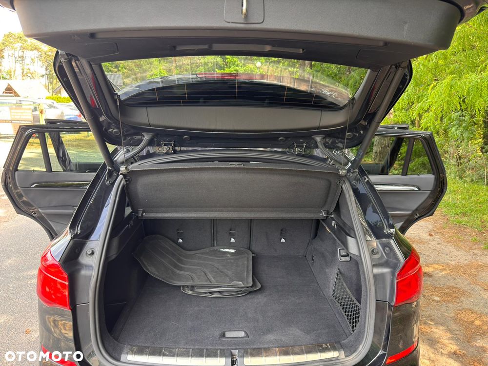 BMW X1 xDrive25i GPF xLine sport - 16