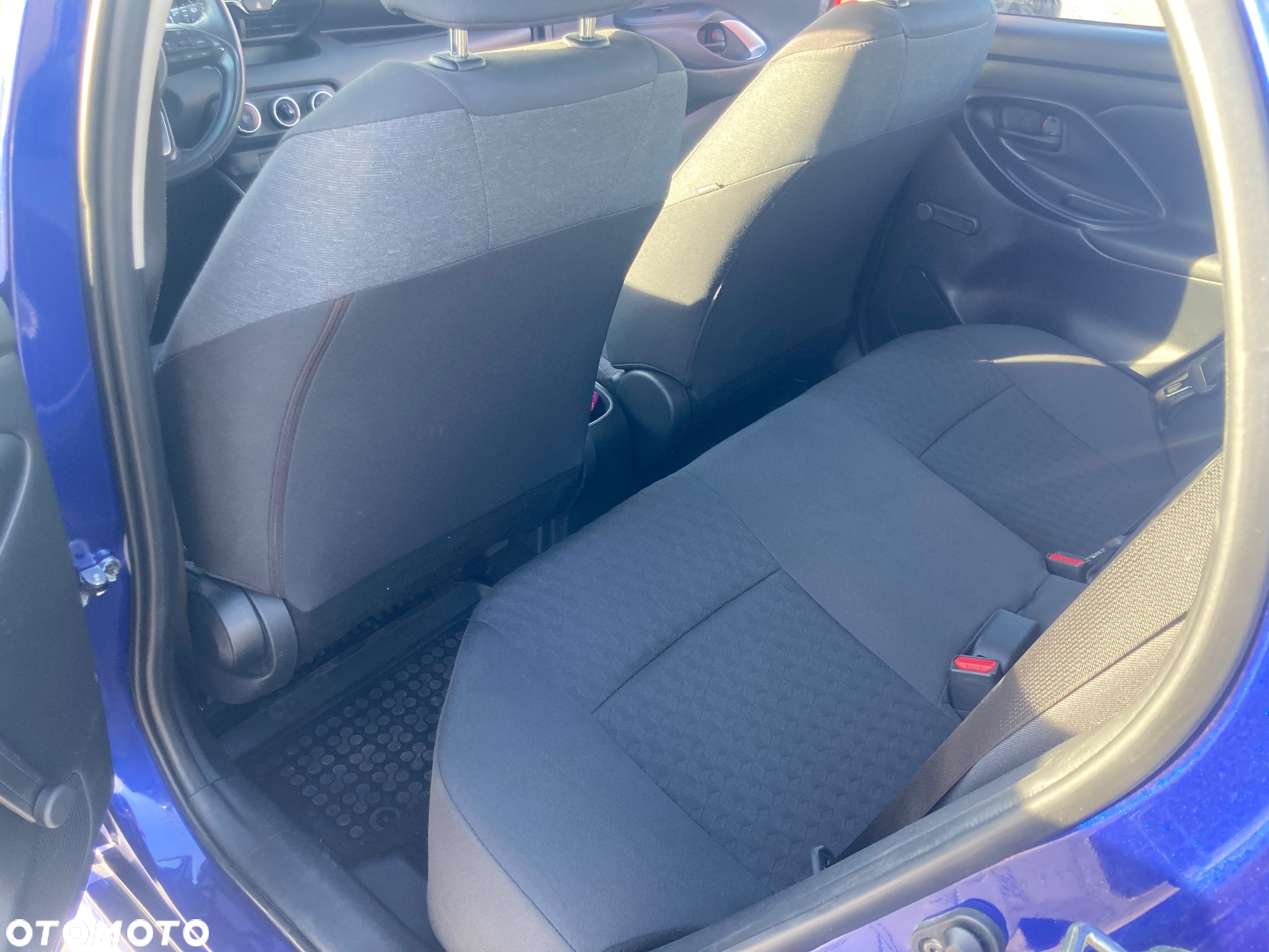 Toyota Yaris 1.5 Comfort - 12
