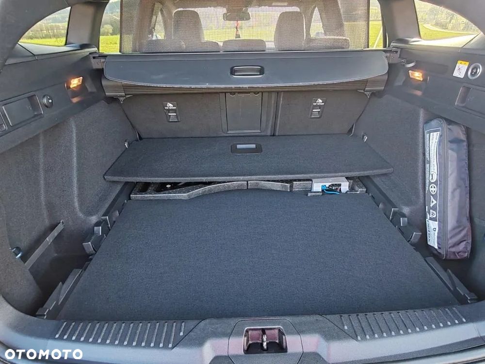 Ford Focus 2.0 EcoBlue Active Business - 29